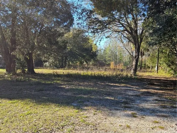 7403 W Miss Maggie Dr, Homosassa, FL 34448