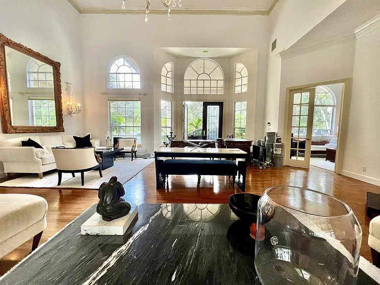 2050 Windsock Way — Photo 8