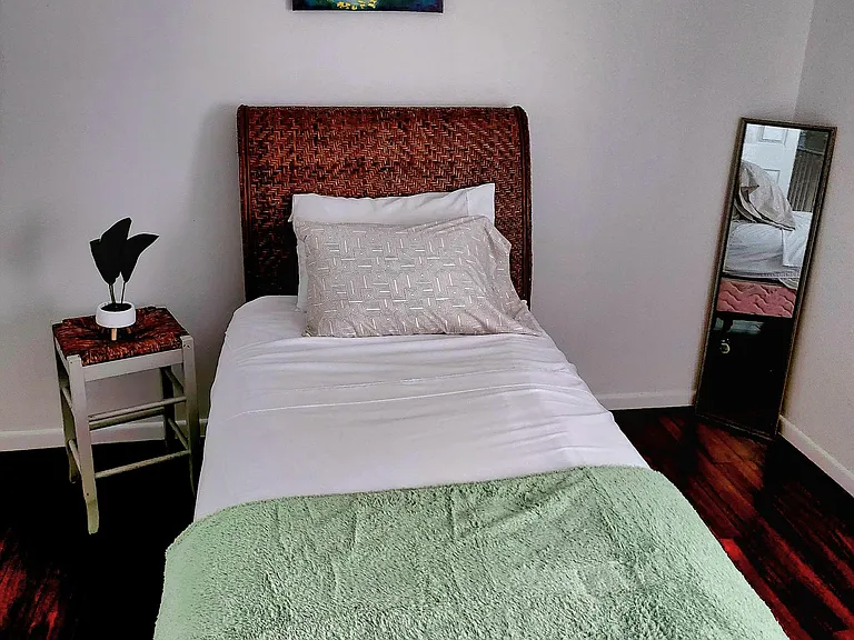 301 Seattle St #10 — Photo 5