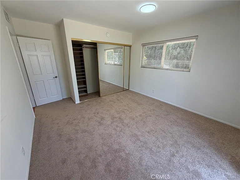 2680 N Canal St — Photo 34