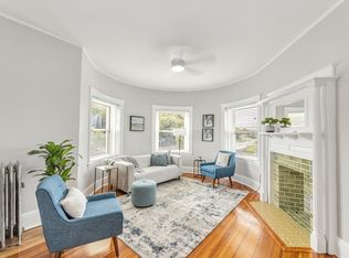457 Washington St APT 13, Newton, MA 02458