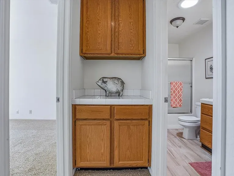 989 Bluebell Way — Photo 17
