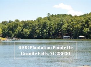 6108 Plantation Pointe Dr, Granite Falls, NC 28630