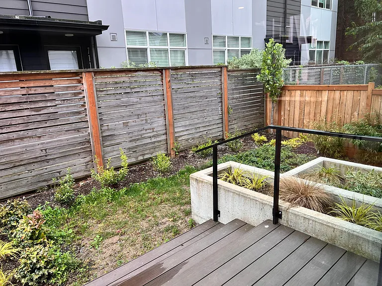 714 10th Ave E #2 — Photo 22