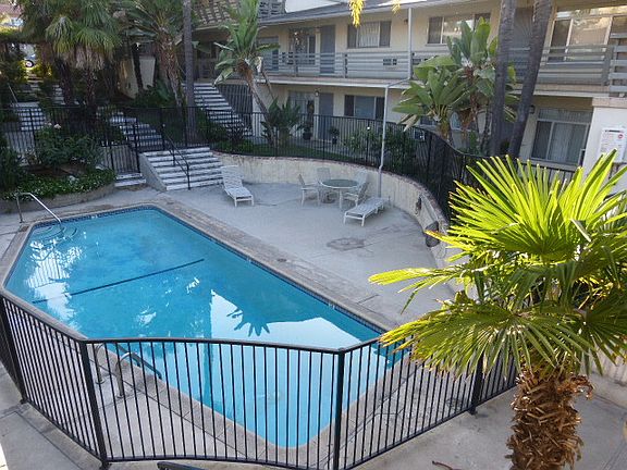 5th image of 1108 N Monterey St APT D