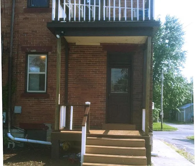 68 E Hudson St — Photo 9