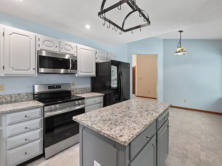 6 Cheyenne Ct — Photo 4