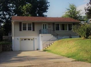 3531 Pacific St, Saint Joseph, MO 64507