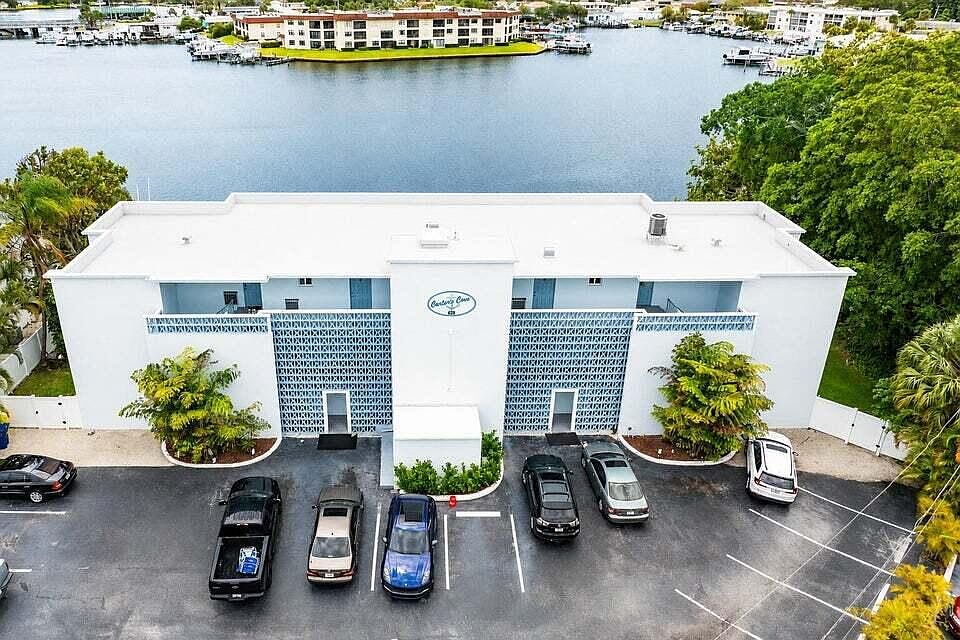 1st image of 628 Southwind Cir #8
