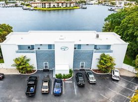 628 Southwind Cir, North Palm Beach, FL