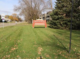 2800 Hamline Ave N APT 347, Roseville, MN 55113