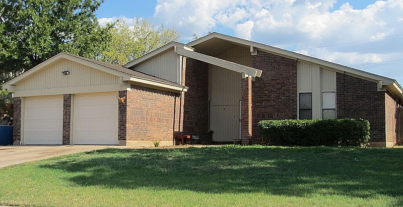 1st image of 2501 Button Willow Pkwy