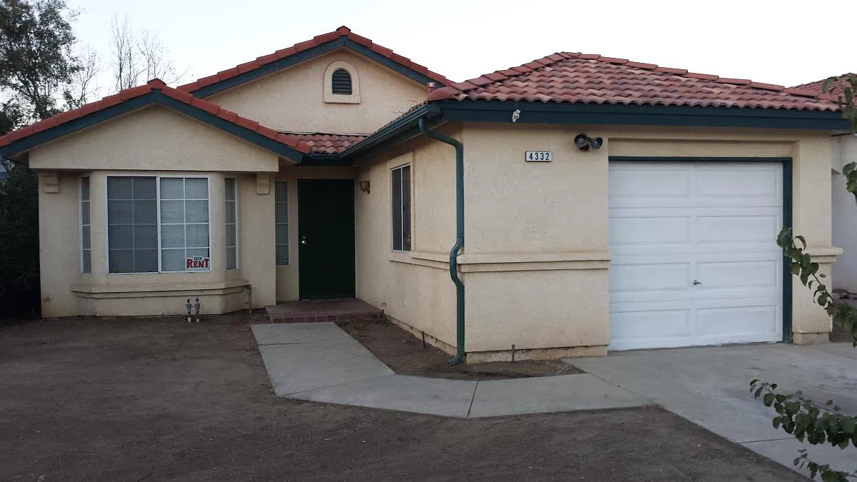 2 bed, 1156 sqft, $2,100 — Photo 1
