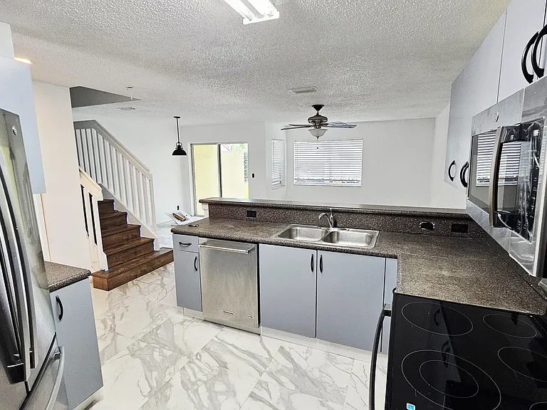 1131 Imperial Lake Rd — Photo 3