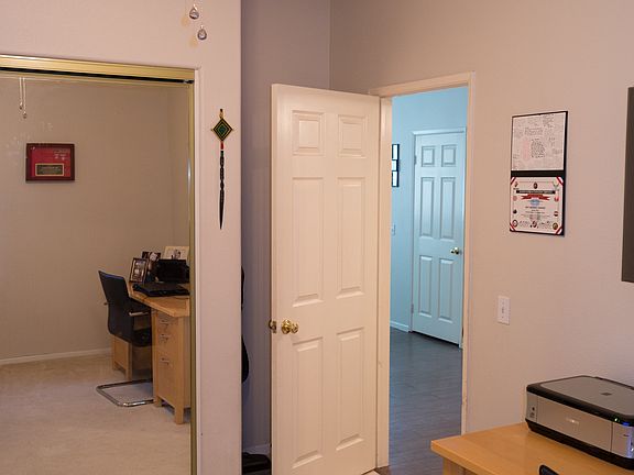 4th image of 24100 Chatenay Ln