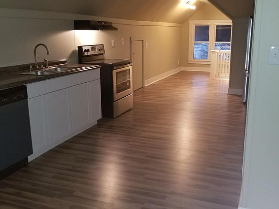 2nd image of 2826 S 3rd St #3
