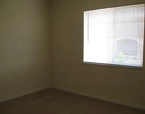 6556 Emerald Dunes Dr — Photo 10