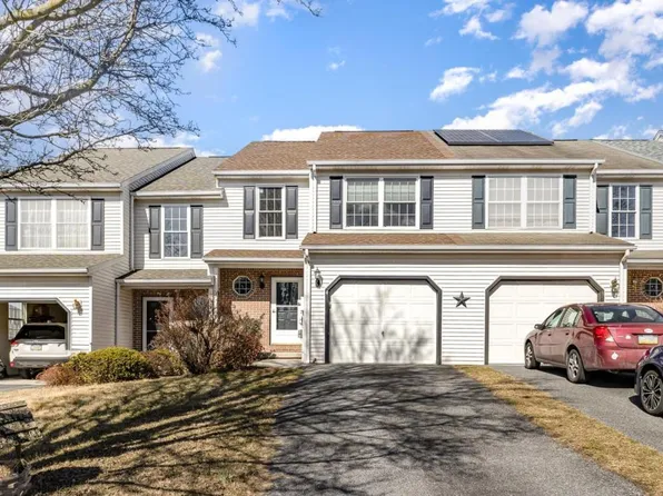 4 Keefer Way, Mechanicsburg, PA 17055