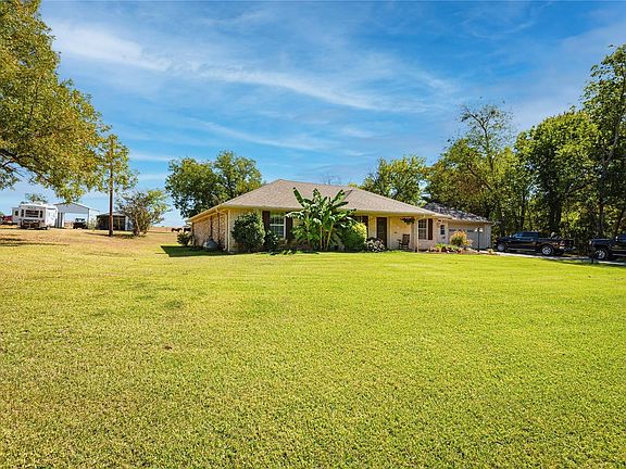 3rd image of 4105 County Road 3134