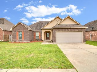 106 Endicott Dr, Carencro, LA 70520