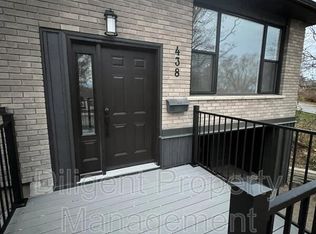 438 Bellevue St, Peterborough, ON K9H5G6