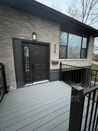438 Bellevue St #UPPER Photo 1