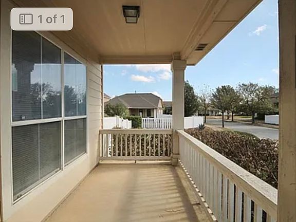 3rd image of 815 Bull Creek Pkwy