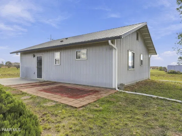 75 W Ahonen Rd, Paulden, AZ 86334