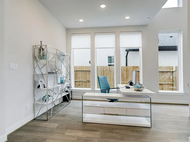 4635 Sanders Meadow Ln — Photo 3