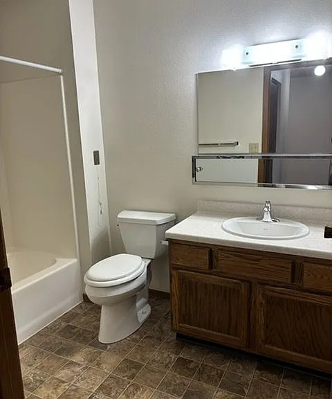 Cooperative Living Center — Photo 14