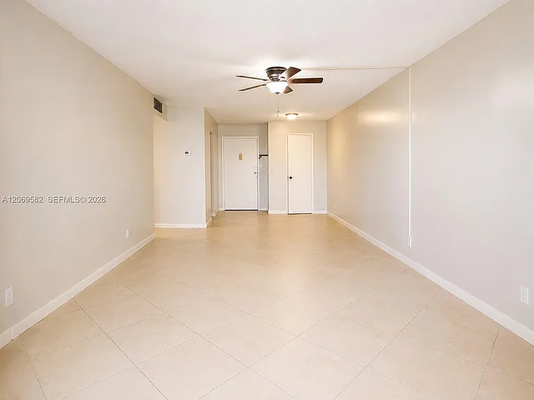 6700 Cypress Rd #507 — Photo 4