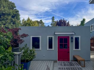 562 Crofton Ave, Oakland, CA 94610