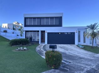 Urb Villa Del Monte Calle Monte Alto 305, Toa Alta, PR 00953