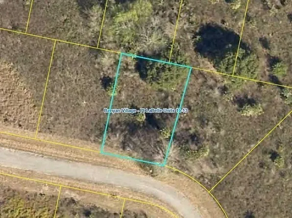 829 Grace Kelly Ln, Labelle, FL 33935