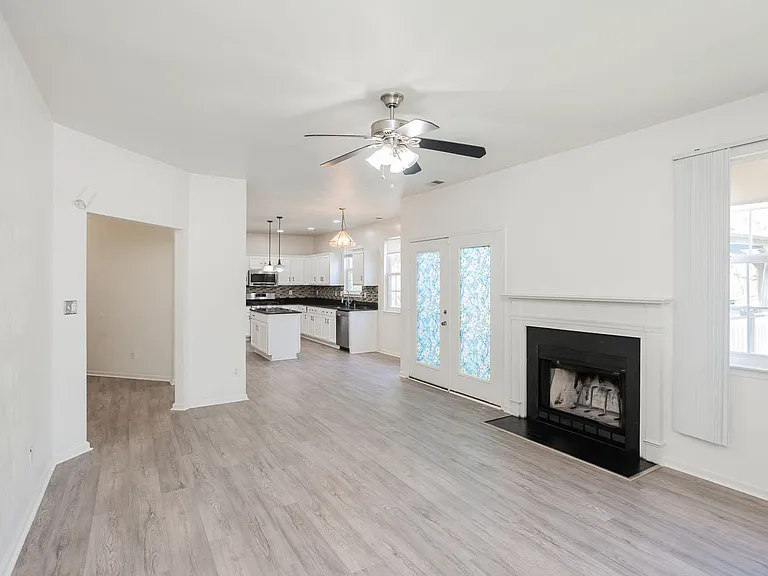 5908 Eagle Point — Photo 18