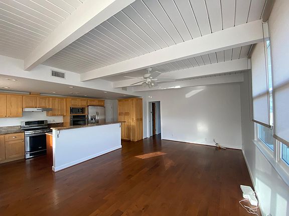 2nd image of 3282 Hilltop Dr