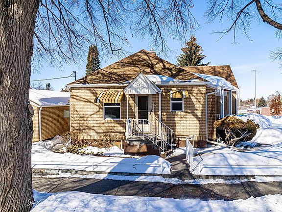 3rd image of 607 Highland Dr