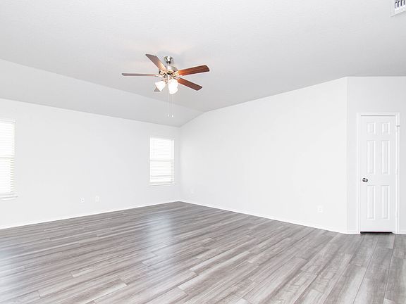 4th image of 3126 Wigeon Way