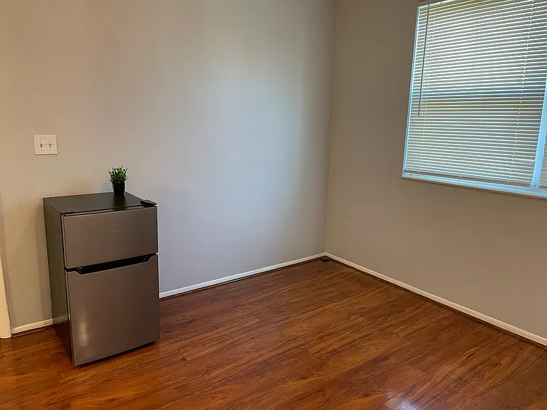 9015 Westchester Cir #39 — Photo 9