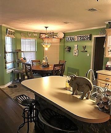 5th image of 1810 Woodway Dr