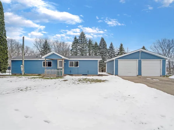 N5367 Collier Rd, New London, WI 54961