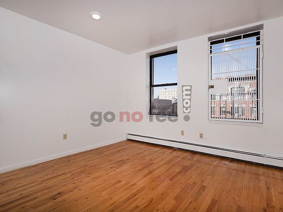 5th image of 962-964 Saint Nicholas Ave #6D
