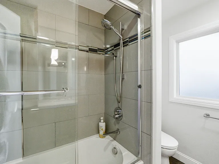 19567 Ardmore Ct — Photo 26