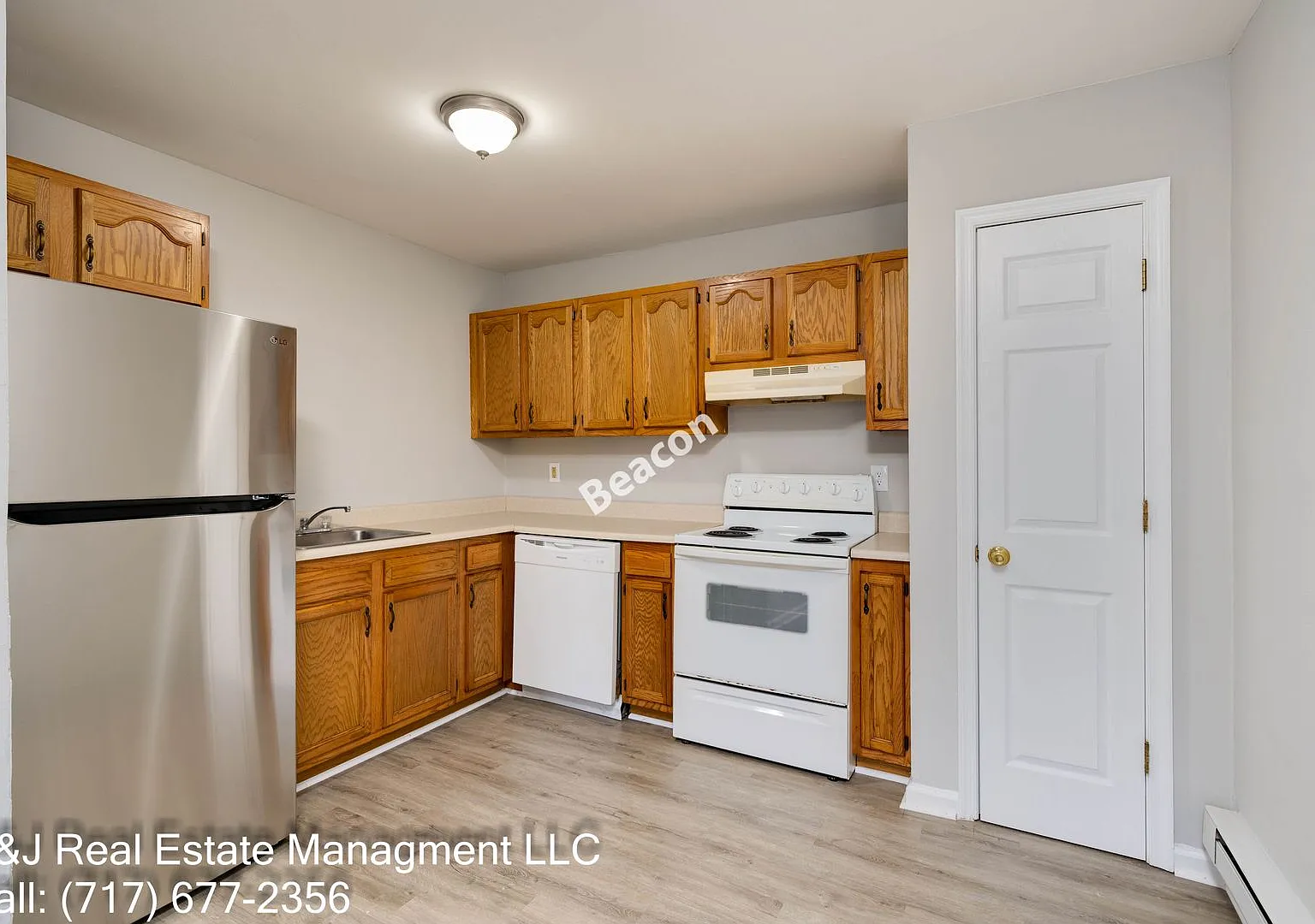 Beacon Apartments — Photo 2