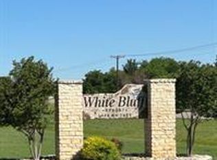 43136 Lantana Dr, Whitney, TX 76692