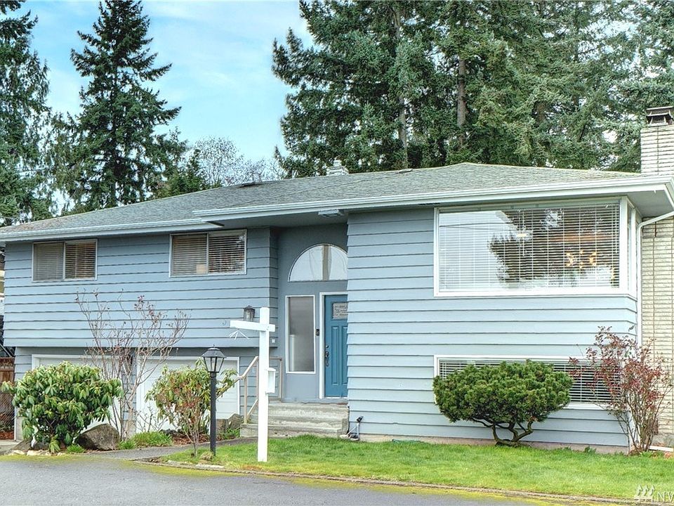 Welcome home! This freshly updated three bedroom, 2.5 bath home is ready to move in! 