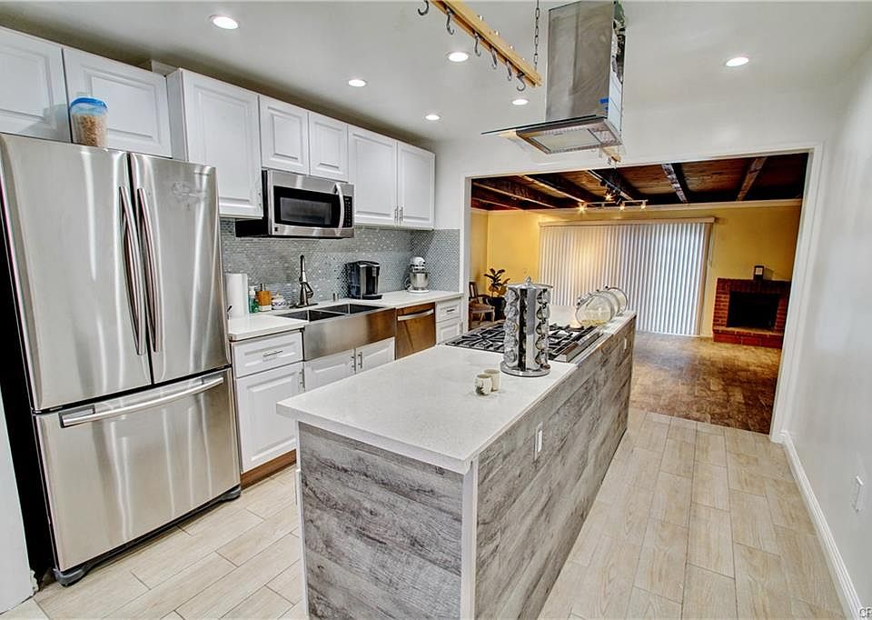 1st image of 11419 Crossdale Ave