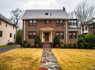 83 Bluff Rd, Fort Lee, NJ 07024