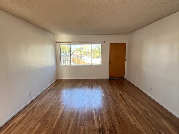 2612 W Florence Ave, Los Angeles, CA 90043