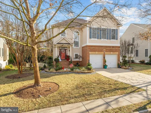 1221 Tennessee Dr NE, Leesburg, VA 20176